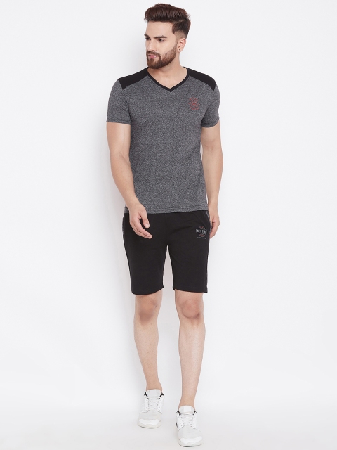 

Duke Men Grey & Black Solid T-shirt with Shorts
