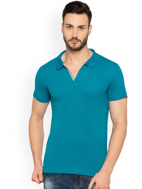 

Status Quo Men Blue Solid Polo Collar T-shirt