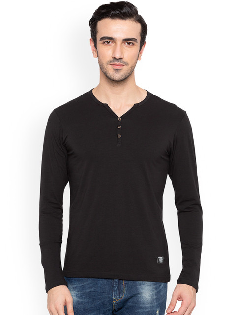 

Status Quo Men Black Solid Slim Fit Henley Neck T-shirt