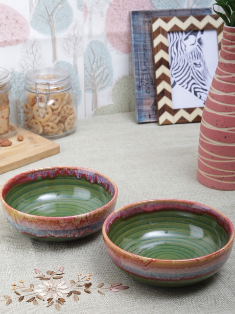 

VarEesha Set of 2 Green & Brown Hand-Painted Ceramic Bowls