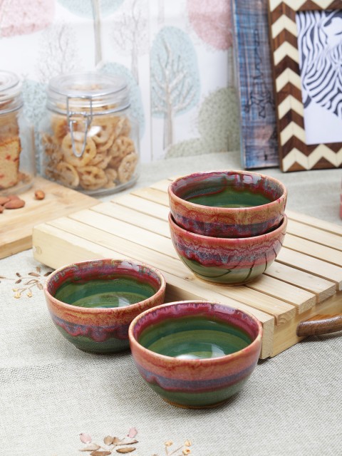 

VarEesha Set of 4 Brown & Green Hand-Painted Bowls