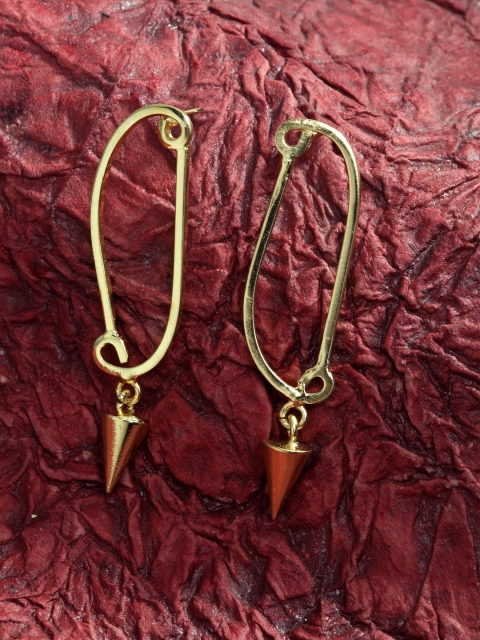 

SASSAFRAS Gold-Plated Contemporary Drop Earrings
