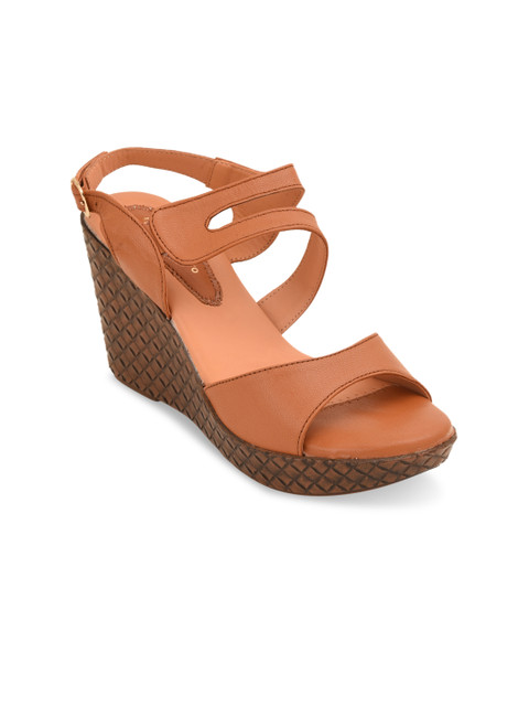 

pelle albero Women Tan Brown Solid Sandals