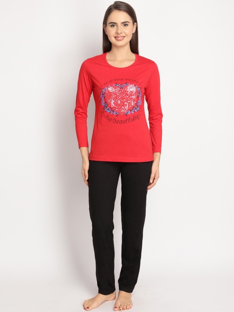 

Clovia Red & Black Printed Night suit LS0402P04XS