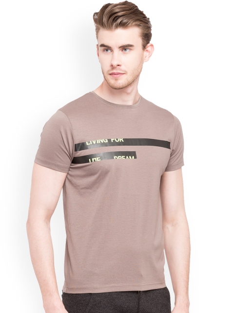 

Status Quo Men Brown Printed Round Neck Pure Cotton T-shirt