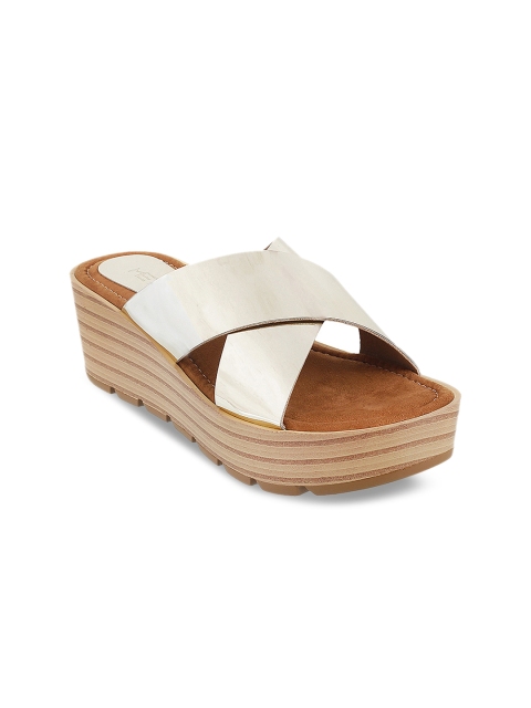 

Metro Women Gold-Toned Solid Sandals