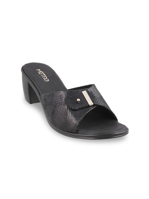 

Metro Women Black Printed Sandals