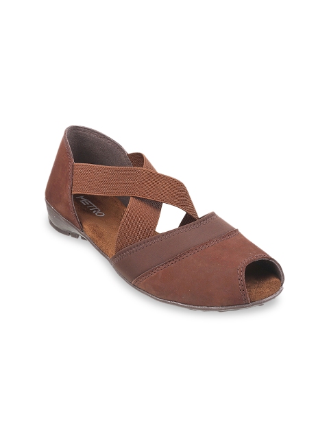 

Metro Women Brown Colourblocked Leather One Toe Flats