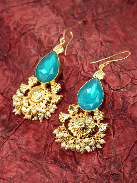 

DIVA WALK Gold-Toned Contemporary Drop Earrings