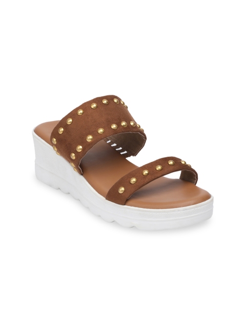 

Monrow Women Tan Brown Solid Sandals