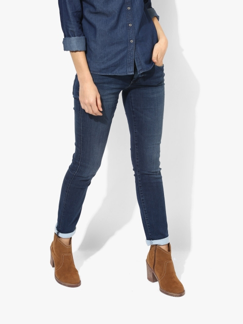 

Blue Washed Mid Rise Regular Fit Jeans
