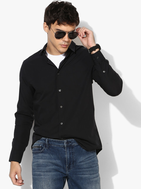 

Black Solid Slim Fit Casual Shirt