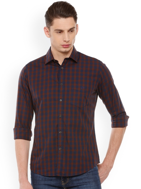 

Van Heusen Sport Men Navy Blue & Maroon Slim Fit Checked Casual Shirt