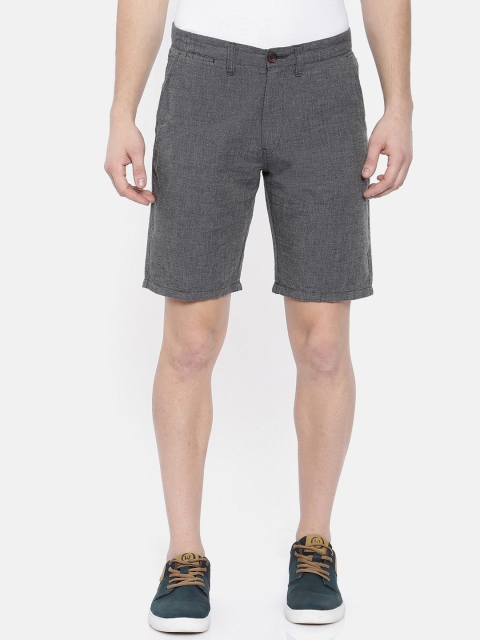 

Breakbounce Men Grey Solid Slim Fit Regular Shorts