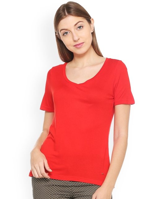 

Van Heusen Woman Red Solid Top
