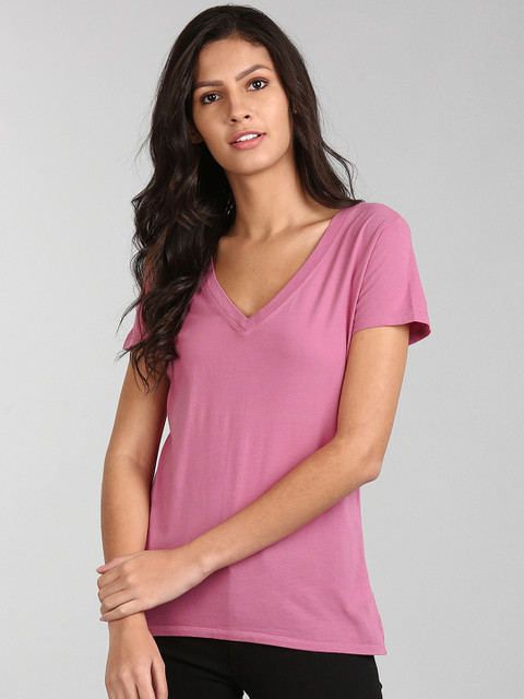 

GAP Women Pink Short Sleeve V-Neck T-Shirt In Vintage Wash