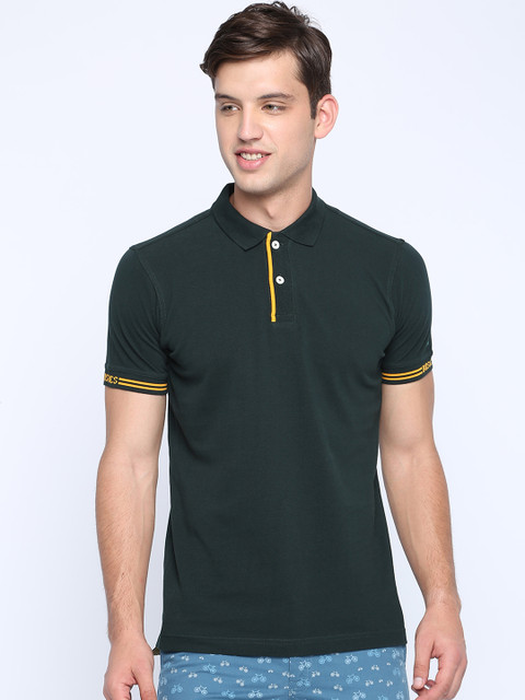 

Basics Men Green Solid Polo Collar T-shirt