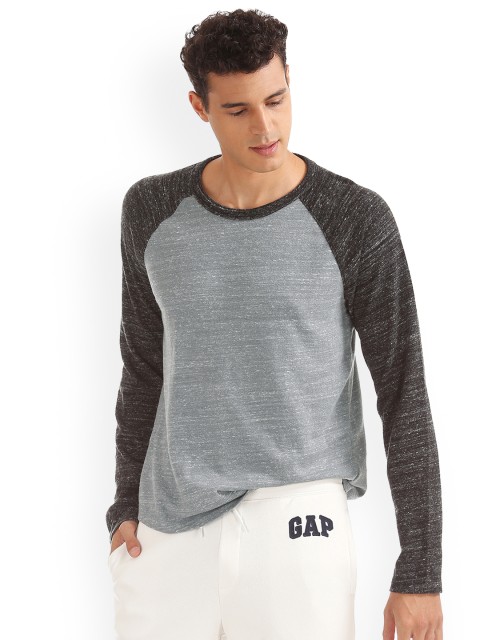 

GAP Men Black and Grey Softspun Baseball T-Shirt