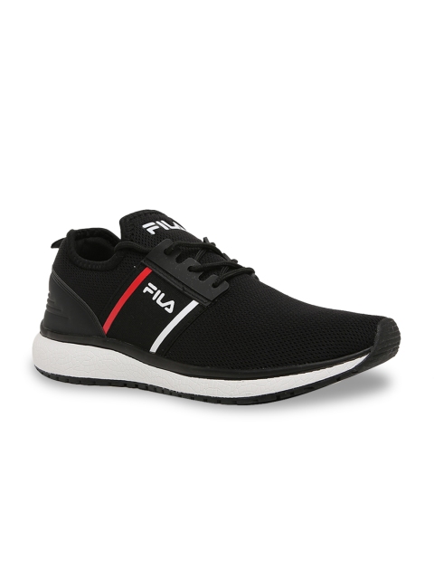 

FILA Men Black CONTROL LOW Sneakers
