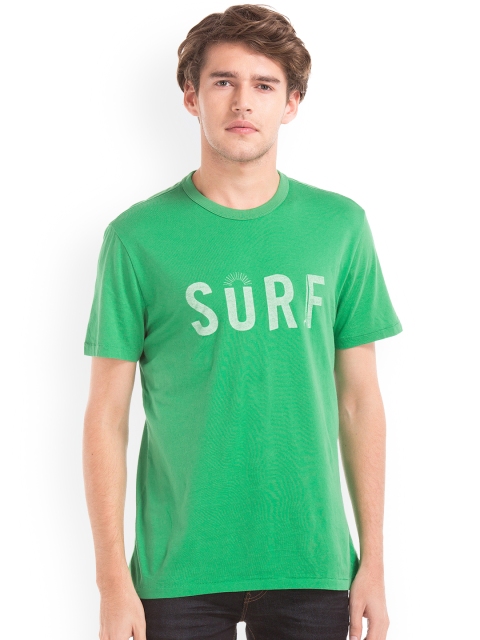 

GAP Men Green Surfer Graphic Crew T-Shirt
