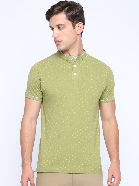 

Basics Men Green Printed Mandarin Collar T-shirt