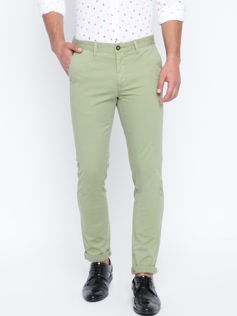 

Basics Men Green Tapered Fit Solid Regular Trousers