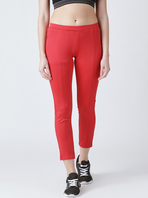 

Devis Women Red Solid Tights