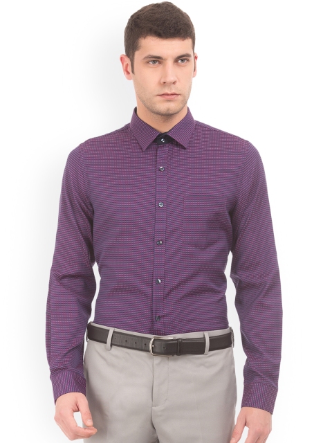 

Excalibur Men Purple & Pink Slim Fit Checked Semiformal Shirt