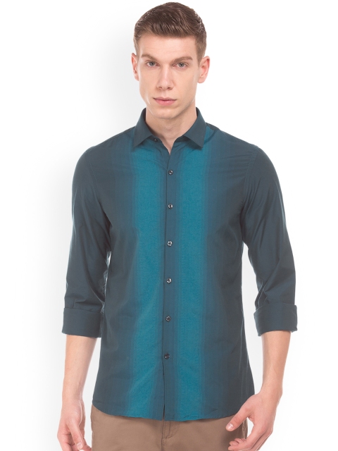 

Excalibur Men Blue Slim Fit Colourblocked Casual Shirt