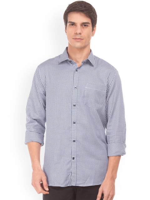 

Excalibur Men Blue & White Regular Fit Checked Casual Shirt
