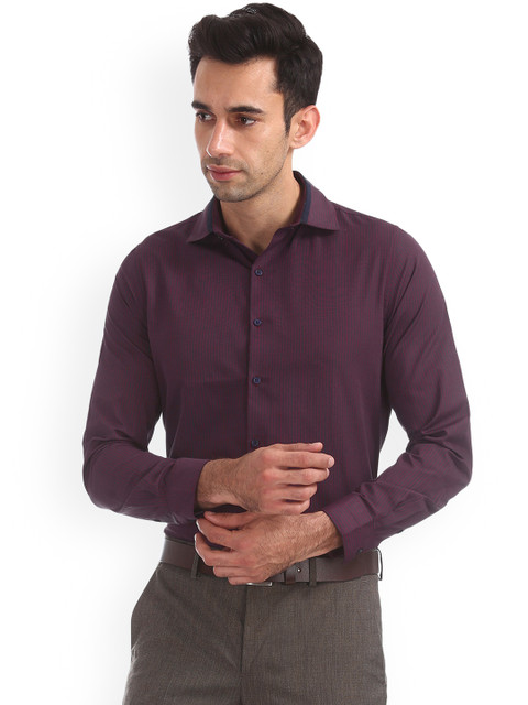 

Excalibur Men Purple Slim Fit Striped Formal Shirt