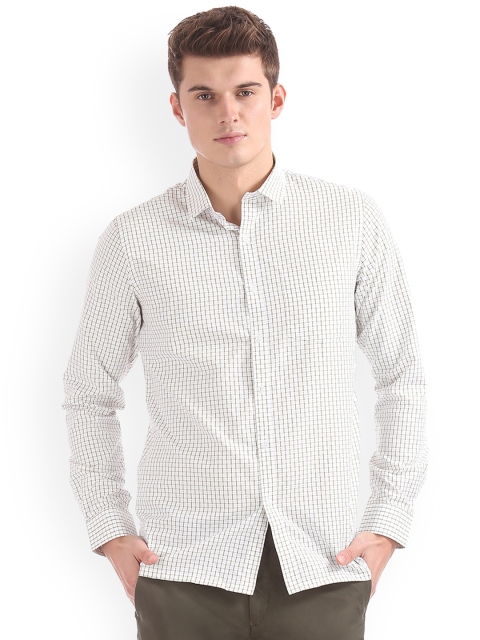 

Excalibur Men White & Green Regular Fit Checked Casual Shirt