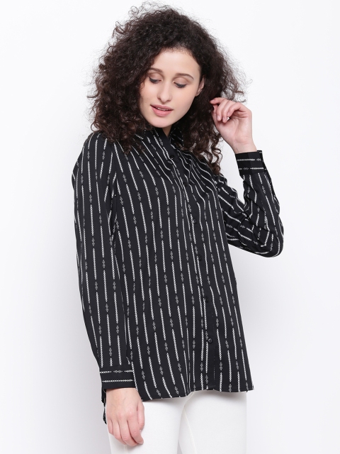 The Gud Look Women Black Regular Fit Printed Casual Shirt