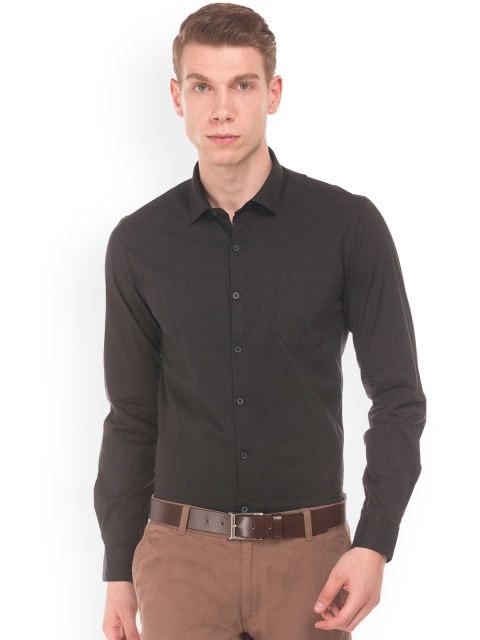 

Excalibur Men Black Skinny Fit Solid Formal Shirt