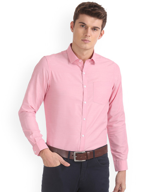 

Excalibur Men Pink Regular Fit Self Design Casual Shirt