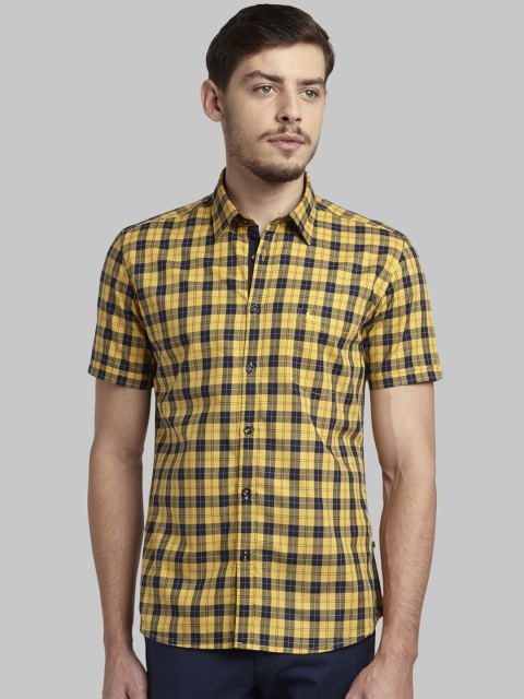 

Parx Men Yellow & Navy Blue Slim Fit Checked Casual Shirt