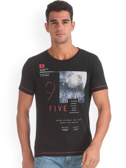 

Newport Men Black Printed Round Neck T-shirt