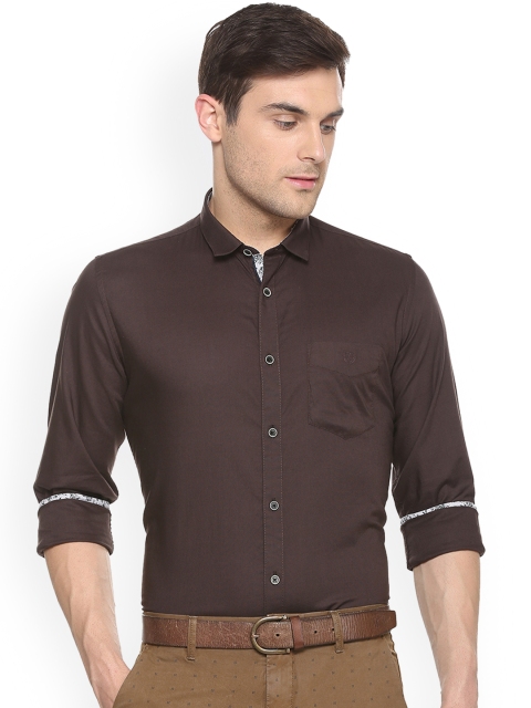 

Van Heusen Sport Men Brown Slim Fit Solid Casual Shirt