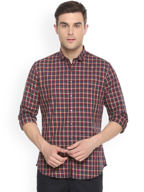 

Van Heusen Sport Men Blue & Red Slim Fit Checked Casual Shirt