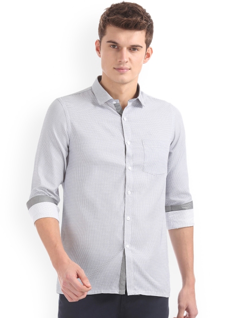 

Excalibur Men White & Grey Slim Fit Checked Casual Shirt