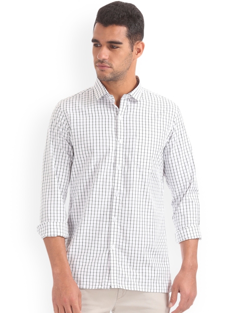 

Excalibur Men White Regular Fit Checked Semiformal Shirt