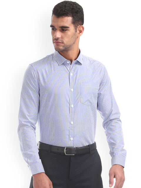 

Excalibur Men Blue & White Regular Fit Striped Casual Shirt