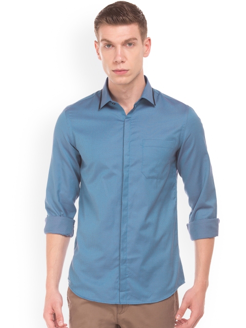 

Excalibur Men Blue Slim Fit Self Design Casual Shirt