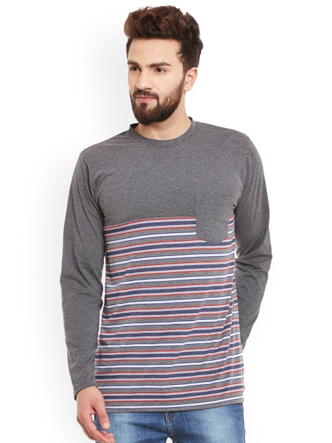 

Hypernation Men Grey Striped Round Neck T-shirt