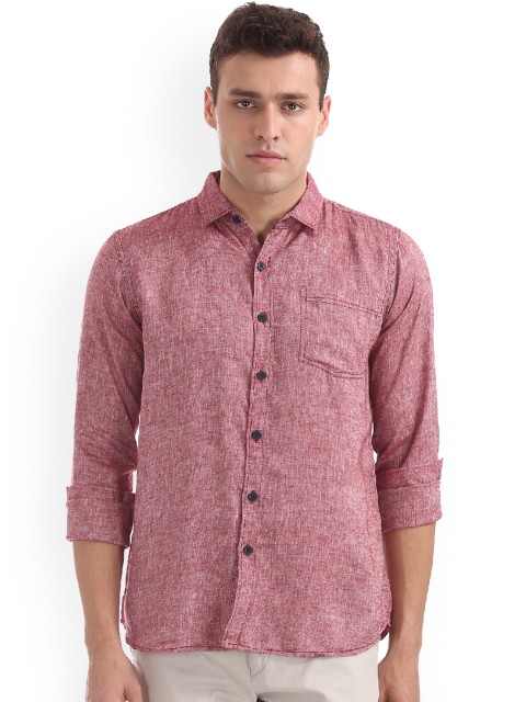 

Ruggers Men Red Slim Fit Solid Casual Shirt
