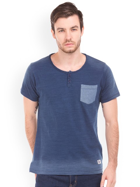 

Cherokee Men Blue Solid Round Neck T-shirt