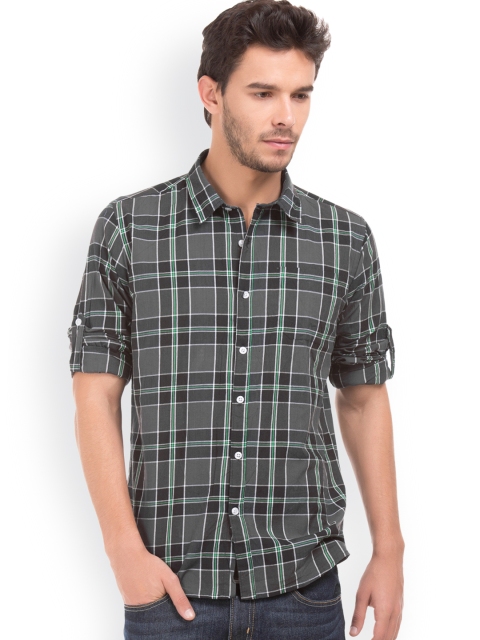 

Ruggers Men Grey & Green Regular Fit Checked Casual Shirt