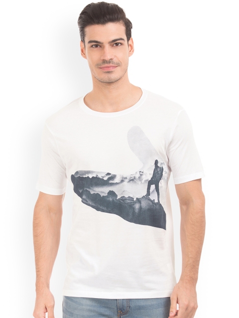 

Colt Men White Printed Round Neck T-shirt