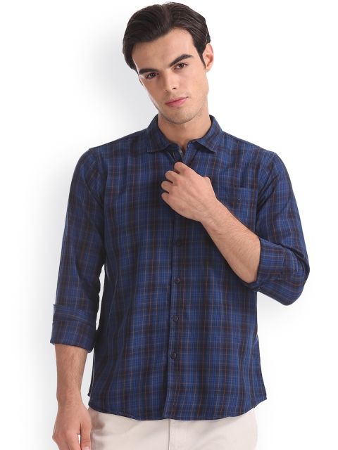 

Ruggers Men Blue Regular Fit Checked Casual Shirt
