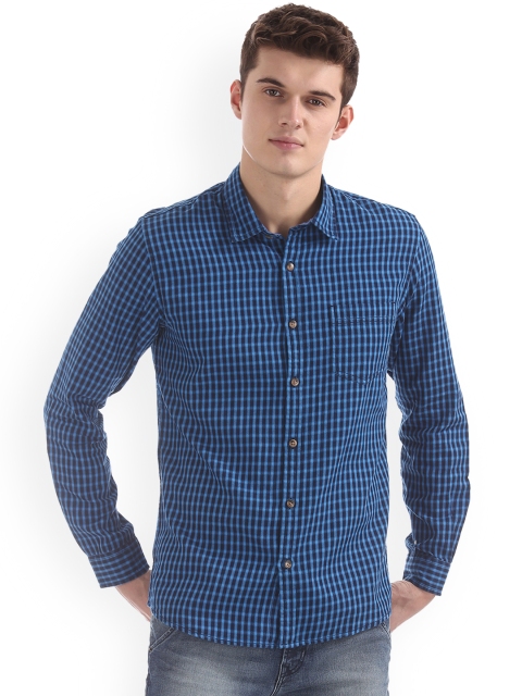 

Ruggers Men Blue Regular Fit Checked Casual Shirt